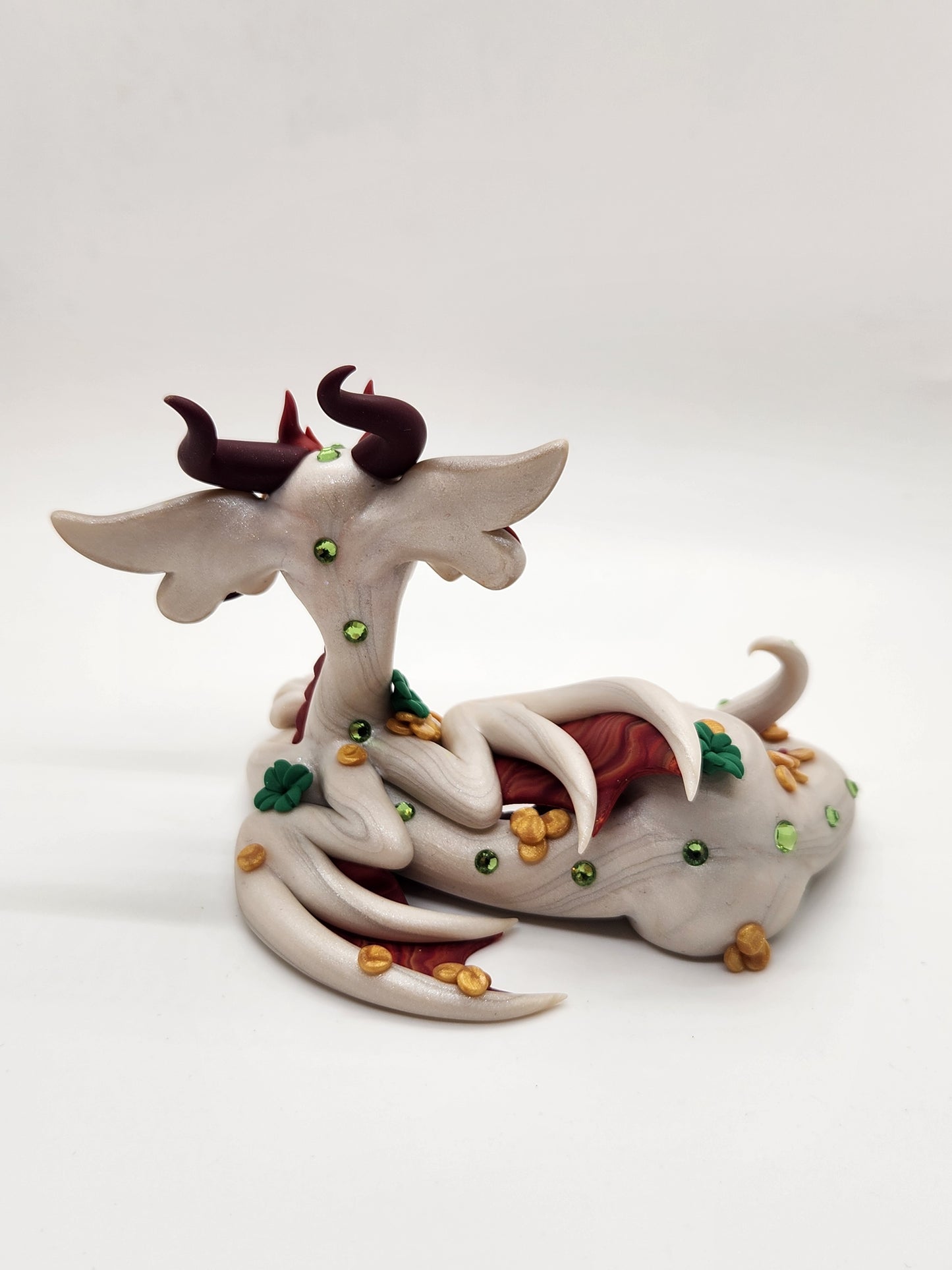 "Ádh" white and red dragon sculpture