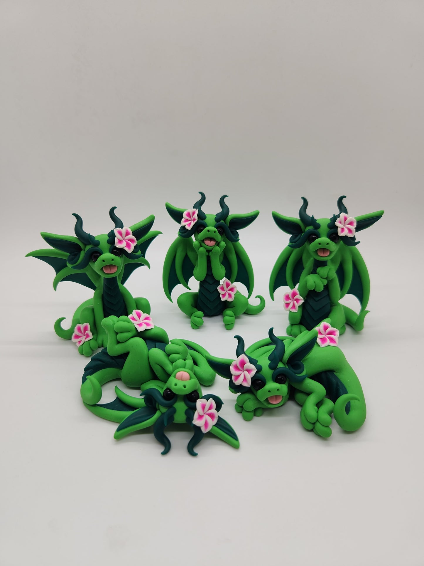 "Mo'o" BLIND BAG green flowered dragon sculpture