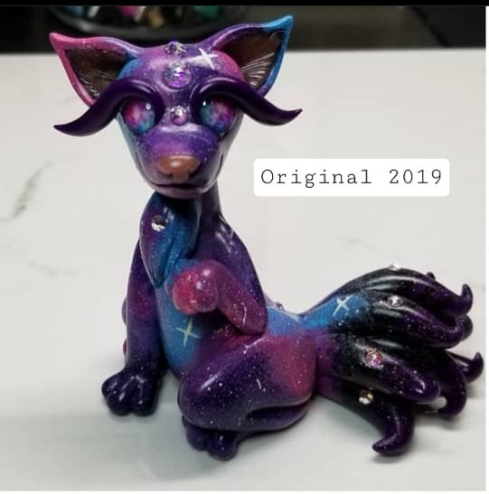 "Raum" Space kitsune sculpture